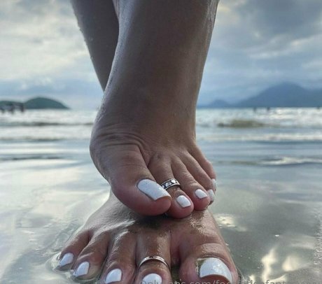 footfetishfantasyyyy high quality model gallery