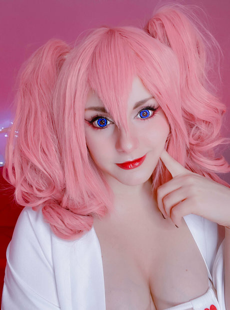 marcellinecos star erotic photo