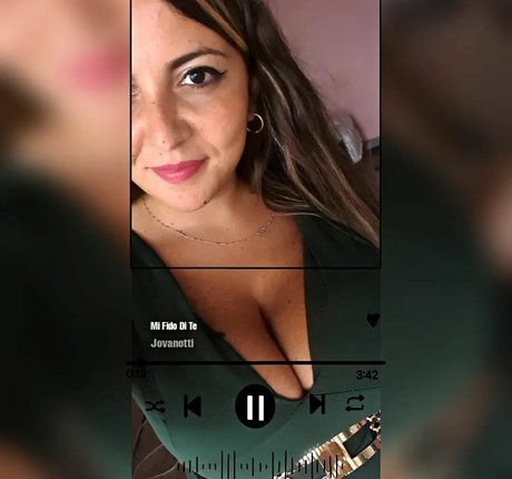 asian girlfriend onlyfans naked picture