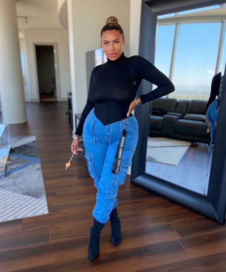 Chanelle Mauricette model beautiful images