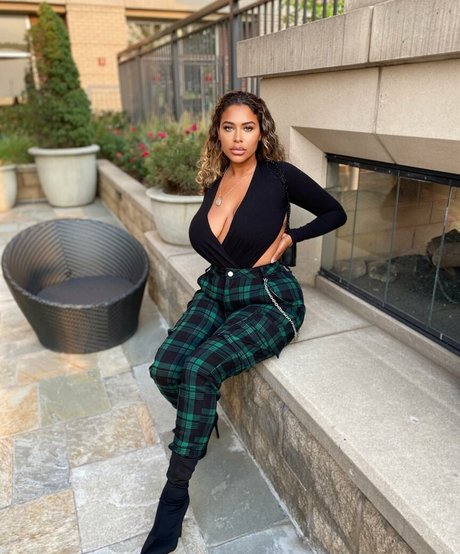 Chanelle Mauricette nudes actress img