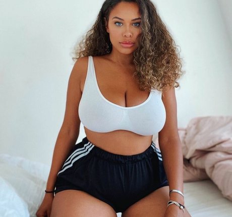 Chanelle Mauricette top pornstar photos