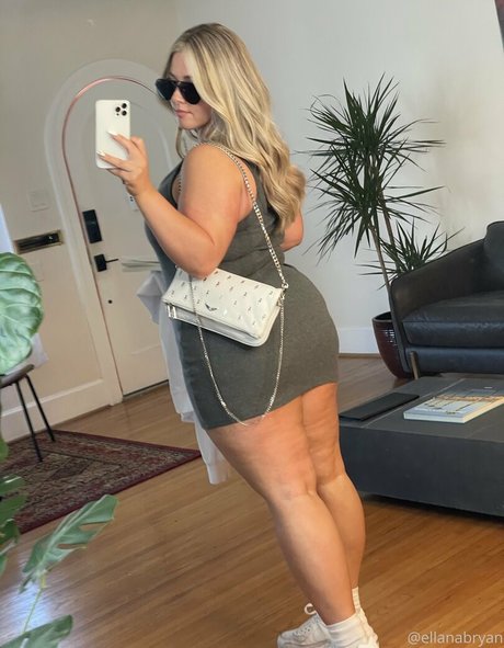 black teen onlyfans nudes images