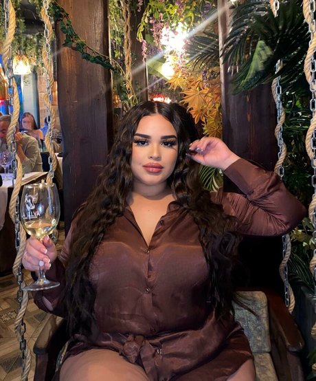 Curvyexoticaa xxx star pictures