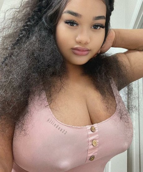 goddess07 exclusive model pic