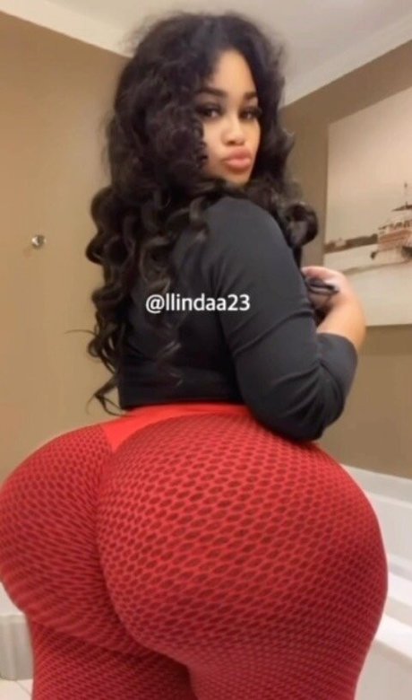 makeup artist onlyfans pornographic pics