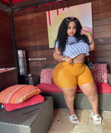 big tits college onlyfans free naked photo