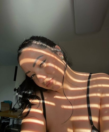 Anjadee star nude images