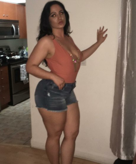 Anjadee adult model photo