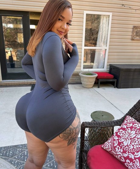 facesitting onlyfans beautiful porn img