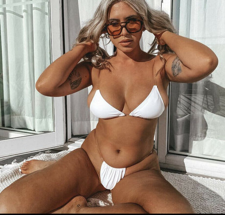 Ariella Nyssa pornstar top pic