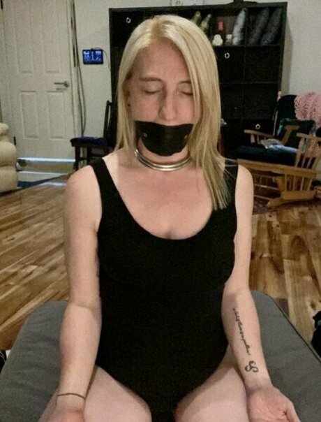 aussiebondagegirl sexy actress archive