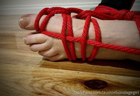 aussiebondagegirl star sex picture