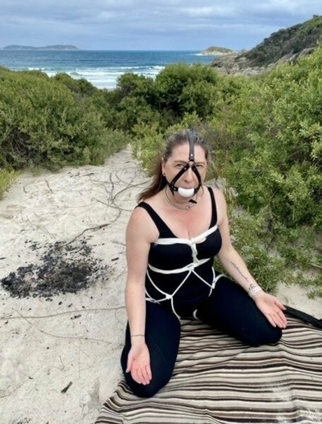 aussiebondagegirl Profile