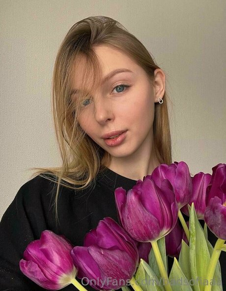 fingering pussy onlyfans erotic img