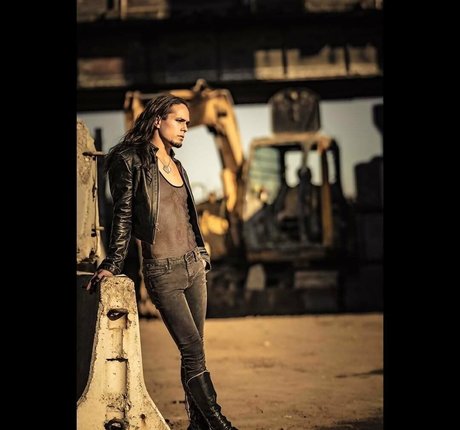 kinkyninjawolf star naked pic