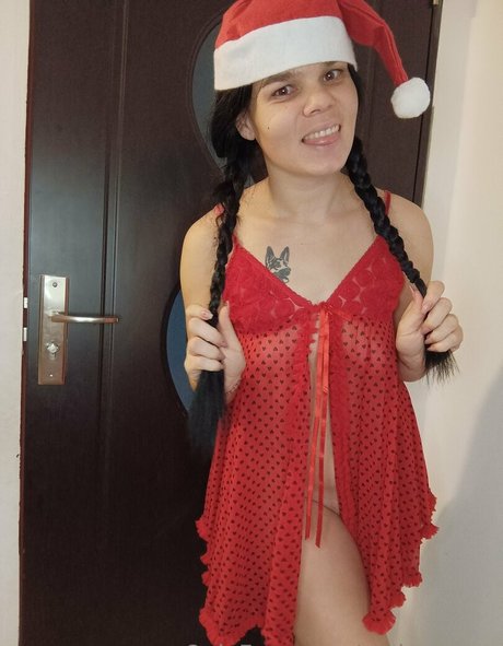 mykyqueen star high quality pics