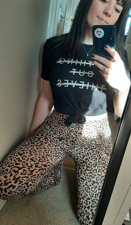 thought cxntagion model free photos