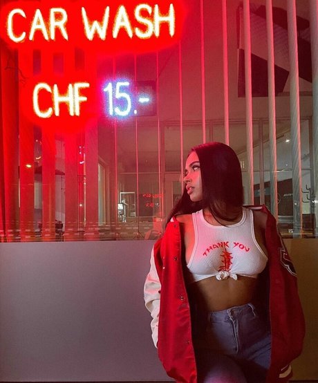 anaa__flri beautiful pornstar image