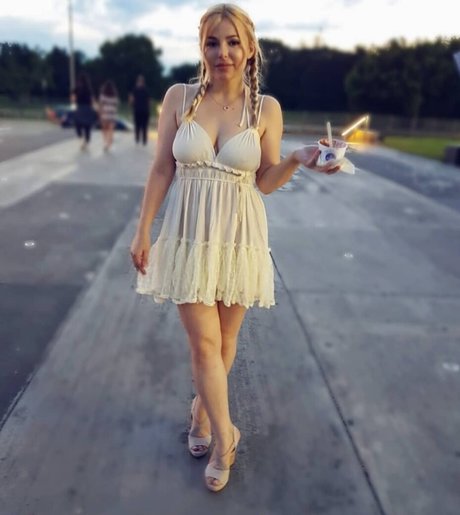 DonaSpock star free pic