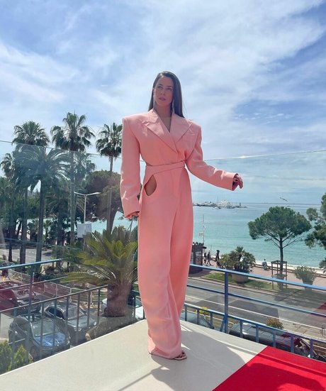 Vanessa Mai sex star img