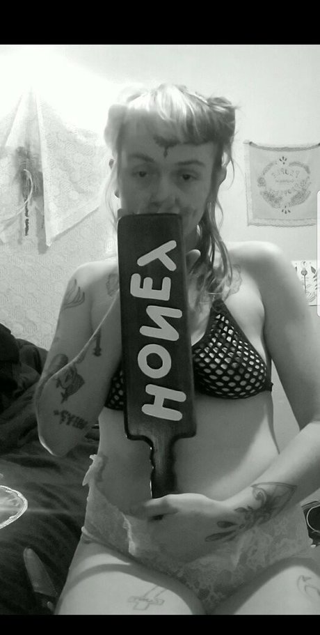 blonde hairy pussy onlyfans beautiful xxx photo