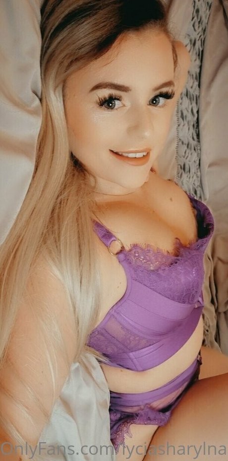 lyciasharylnaughtystyle beautiful star galleries