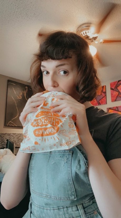 bigbellybenni naked pornstar galleries