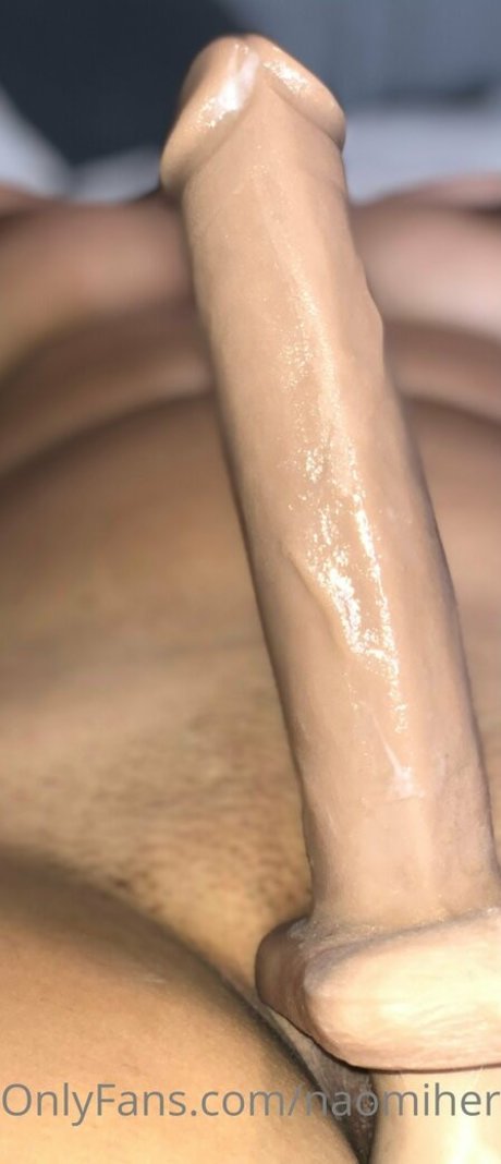 naomihernandez2 naked star pic