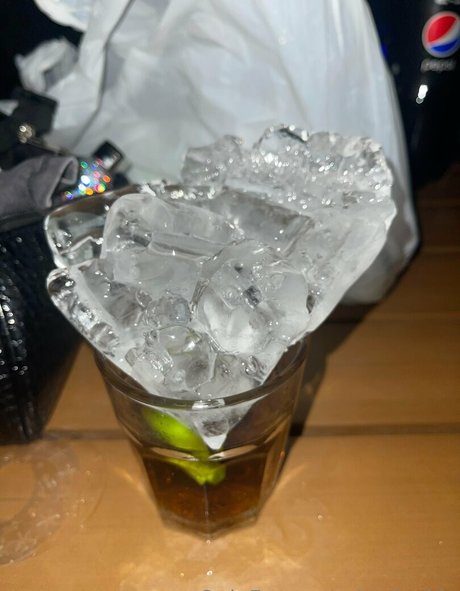 qt jackie naked model images