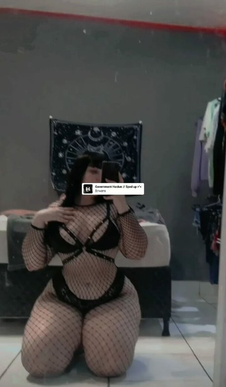 girl on girl onlyfans nice picture