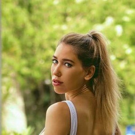 Maayan Peri star exclusive photo