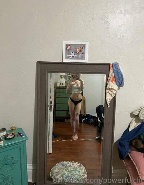 powerfulclit star hot pics