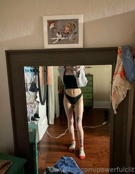 powerfulclit star exclusive photo