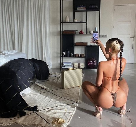 Zaebacho star hd pics