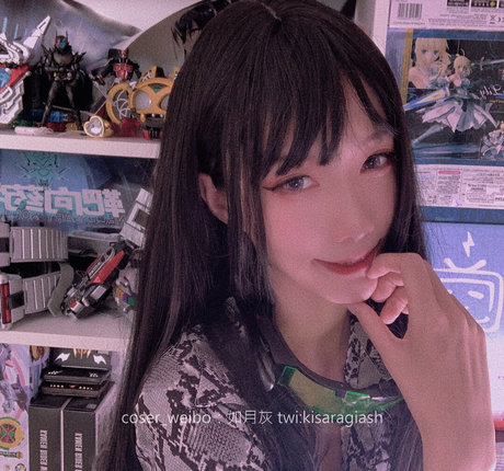 KisaragiAsh pornstar top picture