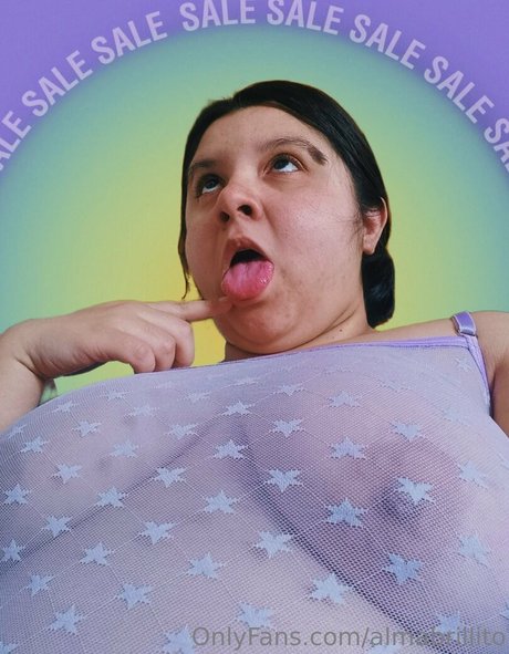 almabrillito hot model pic