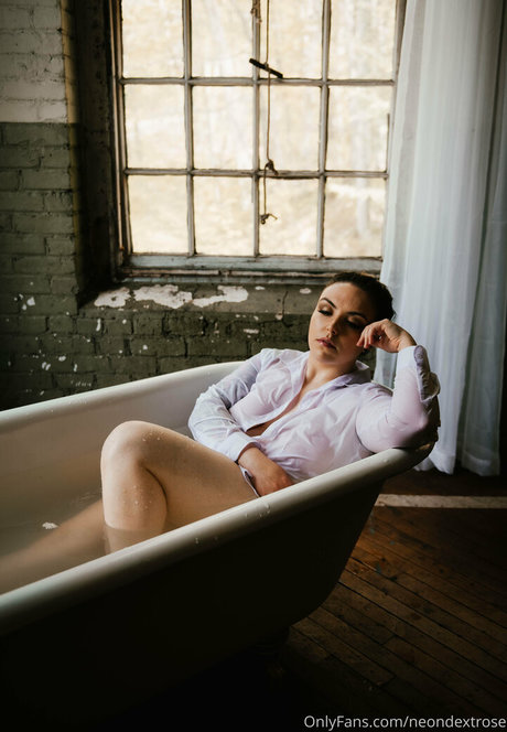 neondextrose top pornstar images