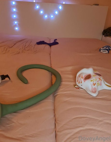 doveyangel nudes pornstar gallery