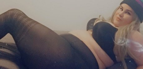 azismiss model sexy galleries