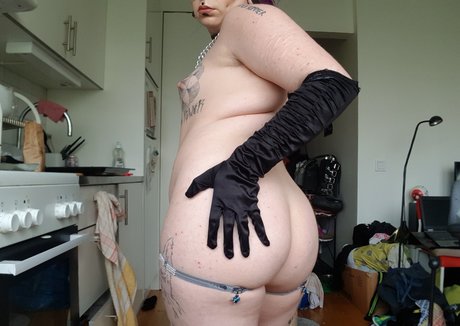 chubby babe onlyfans erotic galleries