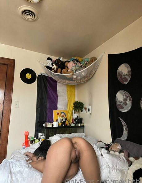 mavibabi model free photo