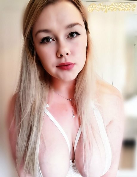 Ivy Wild porn star pictures