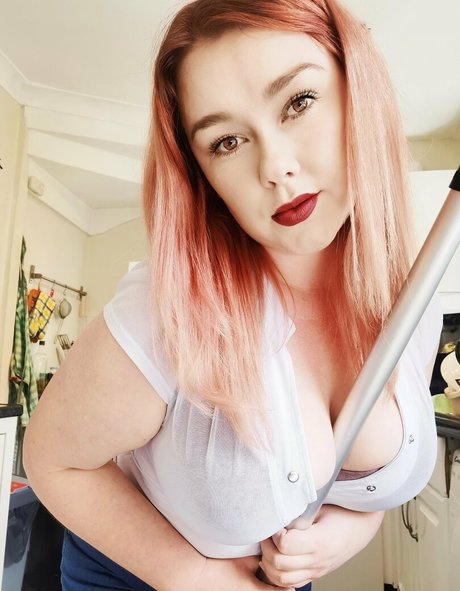 Ivy Wild pornstar exclusive galleries