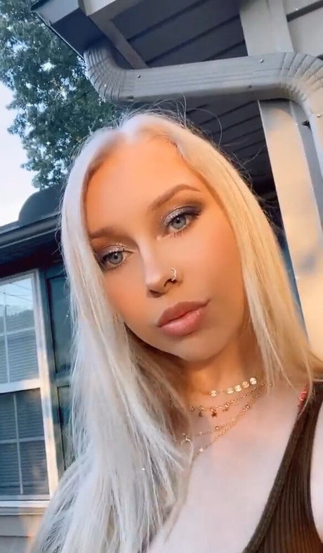 Rhiannon C star perfect photos