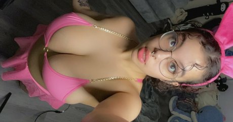 Rainnrydinghood hd star galleries