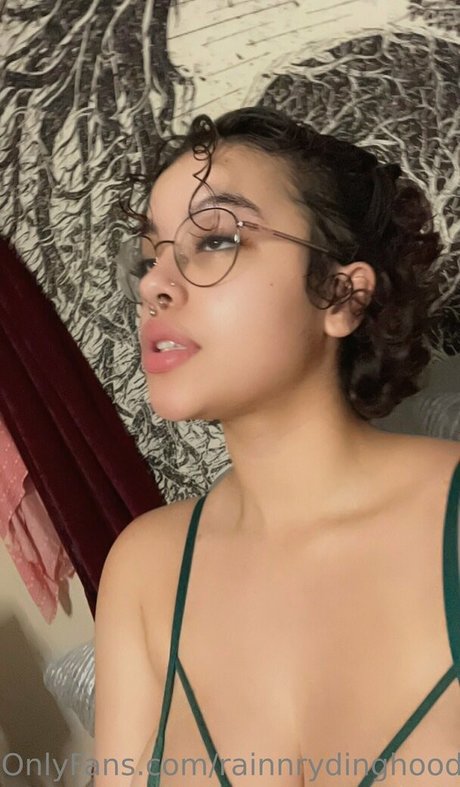 Rainnrydinghood star naked archive