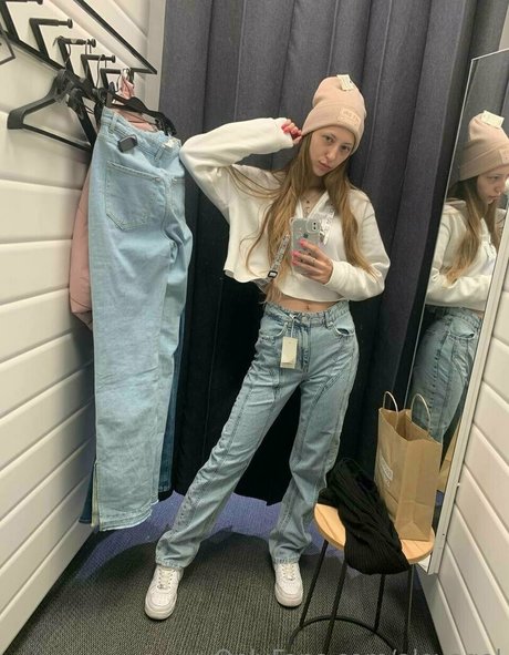 alexagol art pornstar picture