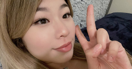 babiebeezz2 0 model sexy photos