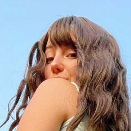 Iris Bloom nudes star pictures